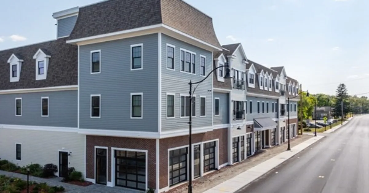 12 Pond Street Unit 303 Ashland MA property exterior